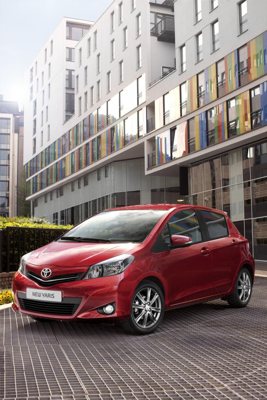  Toyota Yaris 2012 года  (фото 44 из 56)